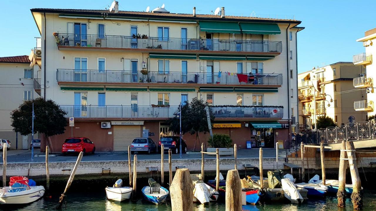 El Capitan De Mar Apartment Чоджия Екстериор снимка